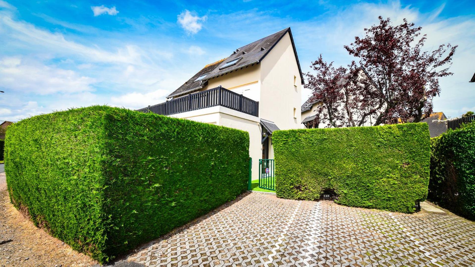 Appartement Charmant Deux Pieces Rez De Chaussee à Cabourg Extérieur photo